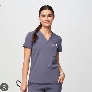 Figs Catarina Scrub Top in Space Navy XXS